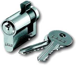 DIN-Profilhalbzylinder verschieden schließend Chrom glänzend 