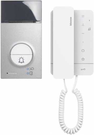 FlexONE Audio-Set mit Türstation LINEA3000 1 und 2 Ruftasten + CLASSE100 A16M 