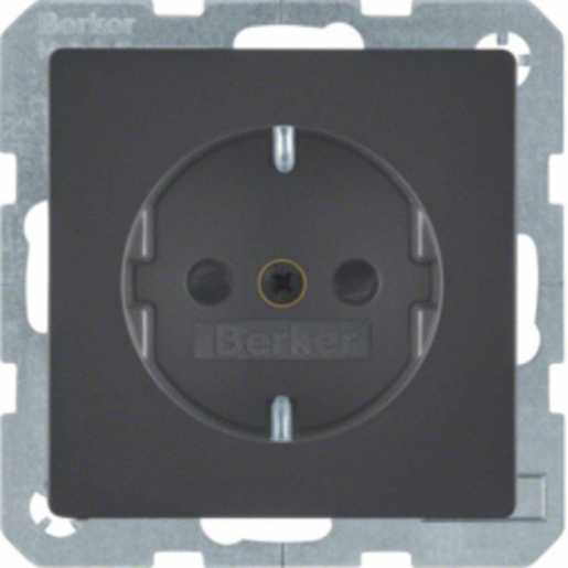 Steckdose SCHUKO Q.1/Q.3 schwarz matt lackiert 