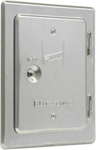 Revisionstüre mit Vierkant-schlüssel NIRO 