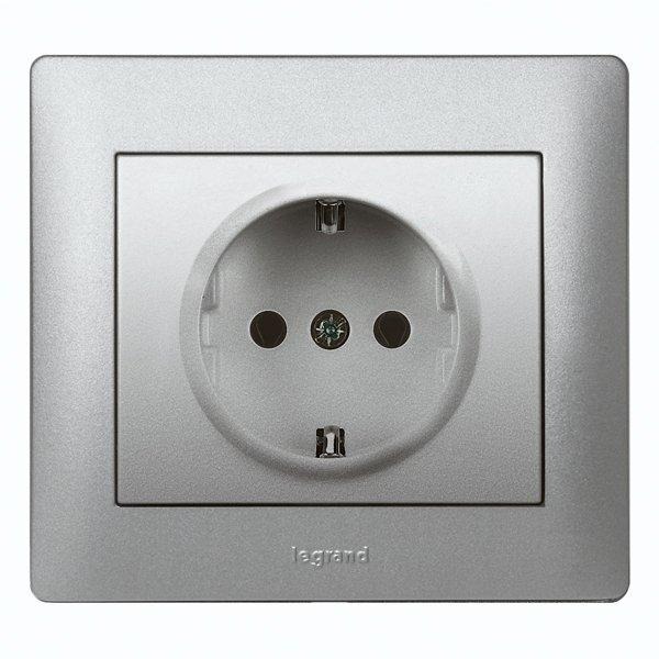 Steckdose (SL) mit erhöhtem Berührungsschutz KlappdeckelGalea soft aluminium 