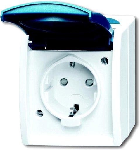 Aufputz Steckdose mit Klappdeckel erhöhtem Berührungsschutz 