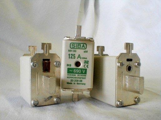 NH-Sicherung aM Gr.00 690V 160A Kombimelder 