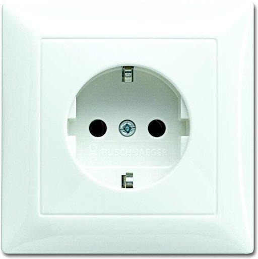 Steckdose alpinweiß 