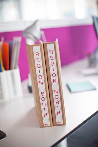 Schriftbandkassette TZe-252 rot auf weiß 24mm 8m 