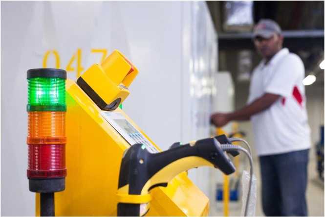 Rohr mit Fuß 100mm für Signalsäulen 