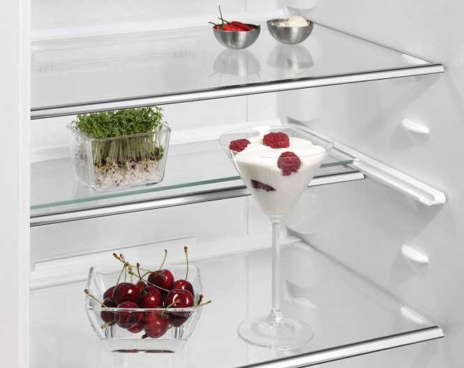 Kühlschrank Einbau Serie 5000 OptiSpace TSF5O88WDF 