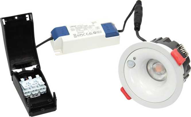 LED-Downlight SENSOlight 12W 3000K mit Tageslicht und Bewegungssensor 