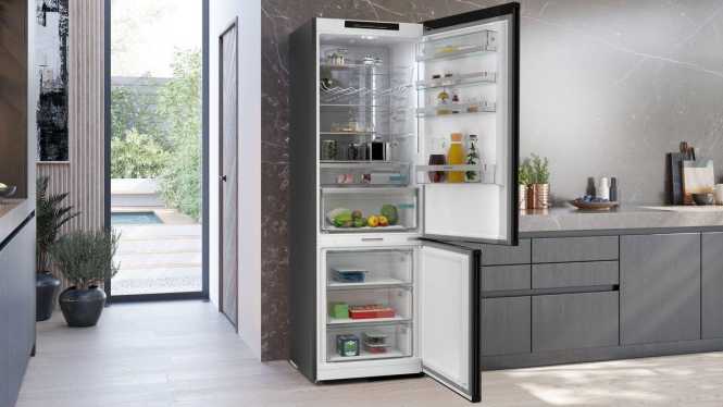 Kühl-Gefrier-Kombination mit Gefrierbereich unten iQ500 440 Liter 