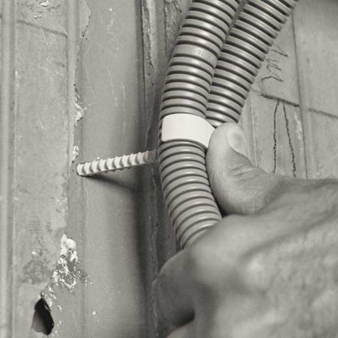 Unterputzschelle doppelt 