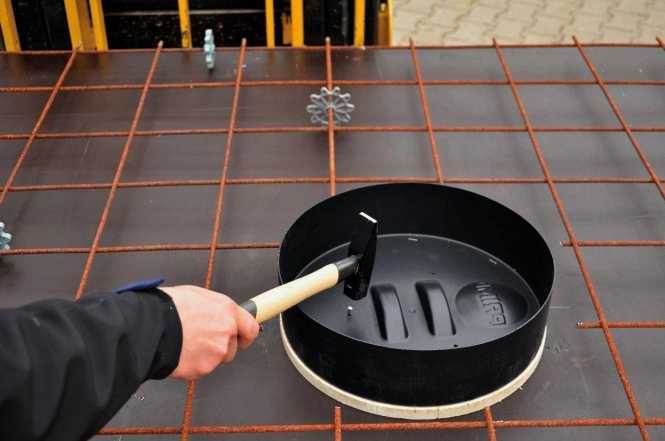 Betoneinbaugehäuse XL 300 mit Trafo 