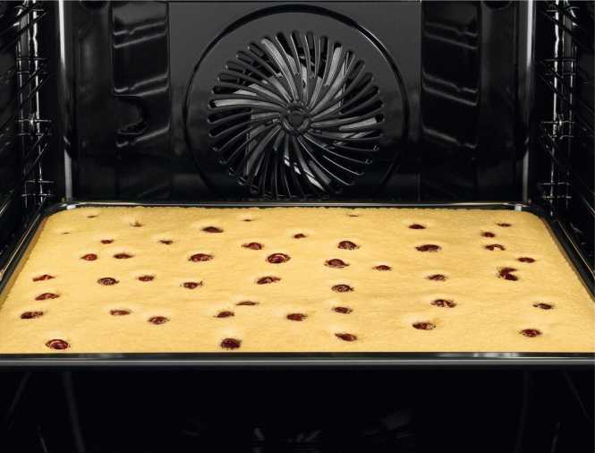 Einbaubackofen BEB331010M 