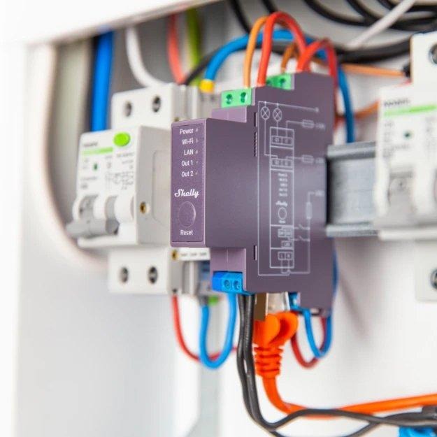 Professioneller 2-Kanal-DIN-Schienen-Relaisschalter mit WLAN- LAN-Verbindung 