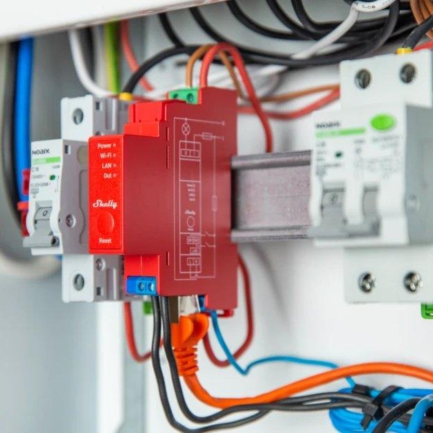 Professioneller 1-Kanal-DIN-Schienen-Smart-Switch mit Leistungsmessung 