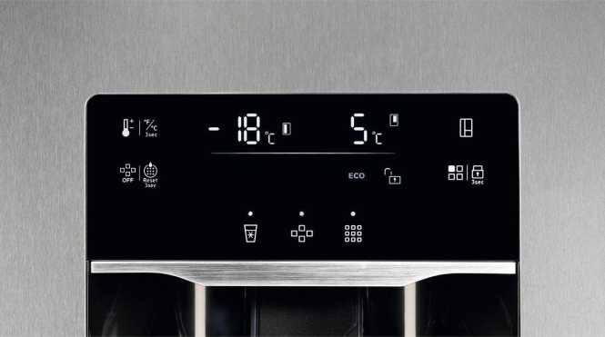 Side by Side Kühl-Gefrierkombinaton 1770 mm 572 L Edelstahl 