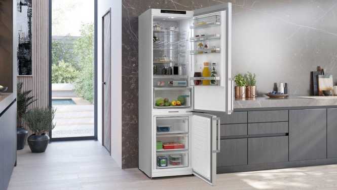 Kühl-Gefrier-Kombination mit Gefrierberich unten iQ500 363 Liter 
