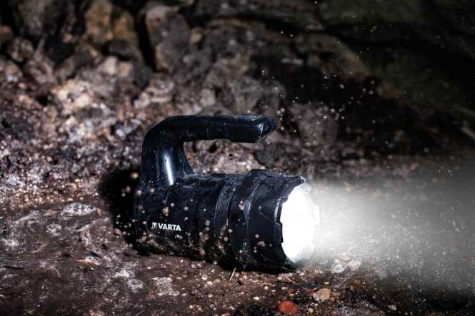 Handscheinwerfer Indestructible BL20 Pro 