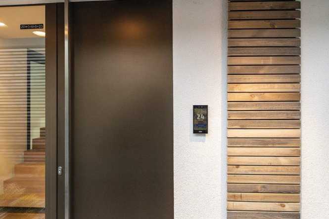 FaceXess Video-Türstation mit Gesichtserkennung 