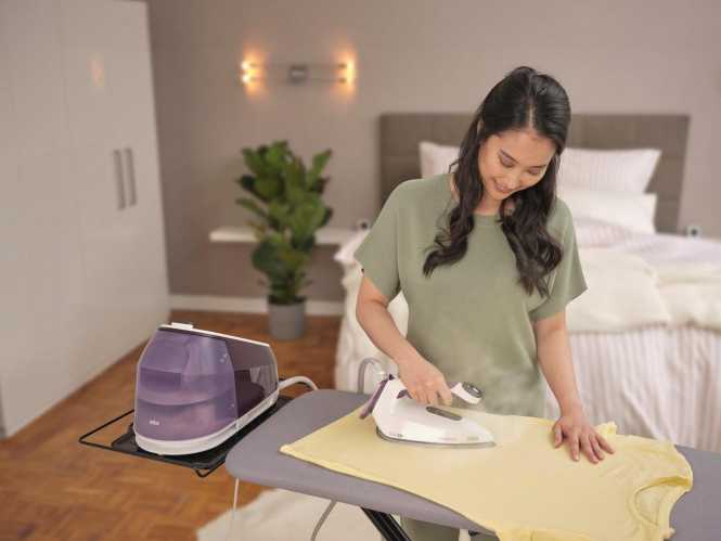 Dampfbügelstation CareStyle 5 IS5247VI WS/VIOLETT 