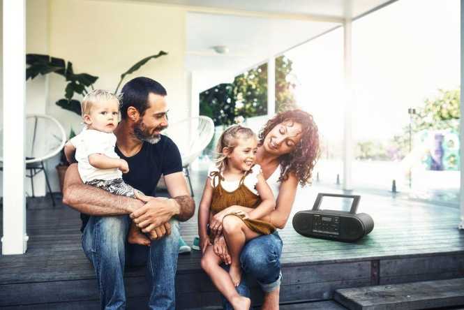 Radio mit CD-Player RX-D550E-K 