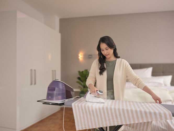 Dampfbügelstation CareStyle 5 IS5247VI WS/VIOLETT 